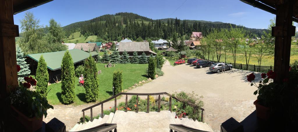 Hôtel Conacul Domnitei à Voroneț Extérieur photo