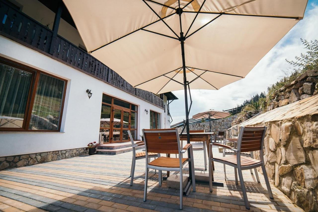 Hôtel Conacul Domnitei à Voroneț Extérieur photo